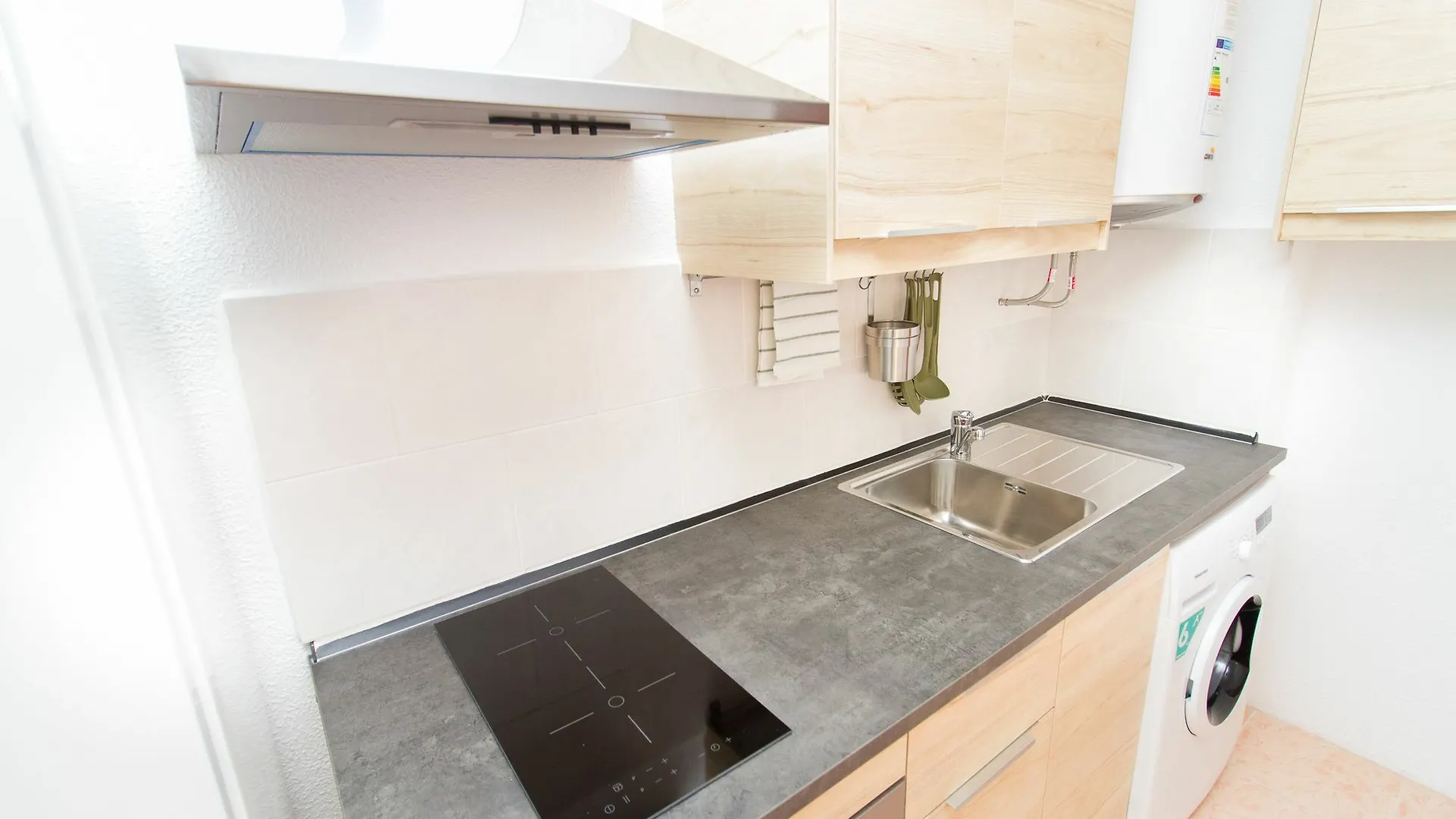 Modern & Spacious Flat By La Recepcion Màlaga Apartmán